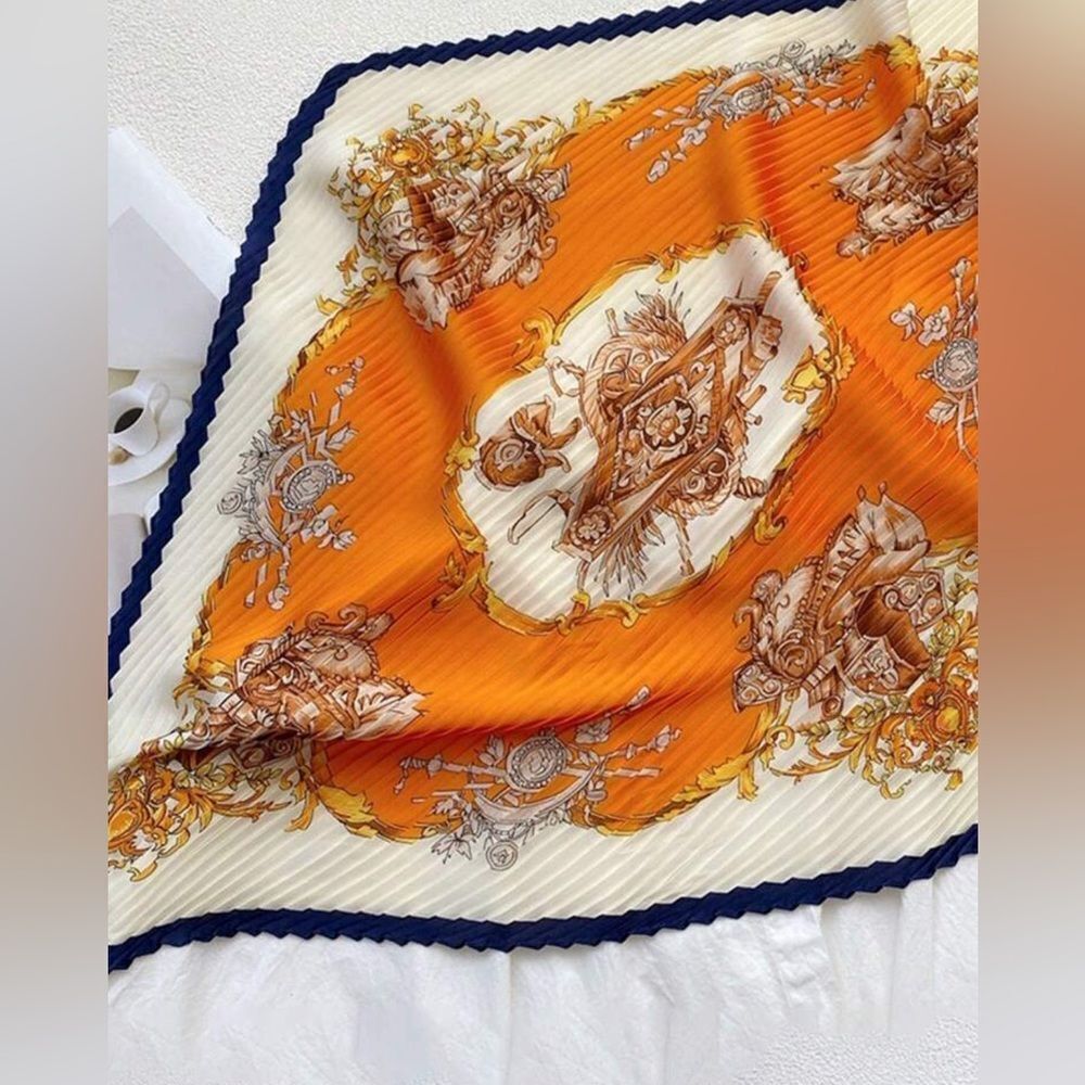Elegant Orange and Cream Scarf G11